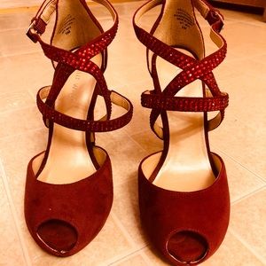 Nine West high heel shoe